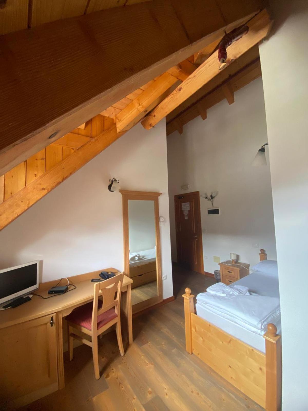 Hotel Aplis Оваро Екстер'єр фото