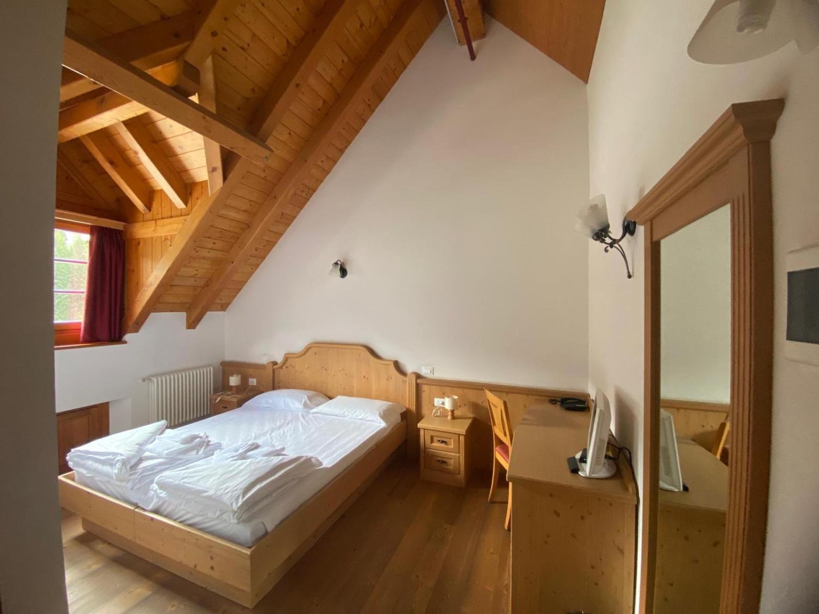 Hotel Aplis Оваро Екстер'єр фото